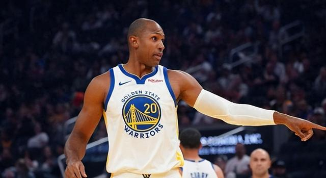 kaiyun-金州天塌了？40岁老炮能顶半边天 他本就是科尔隐藏王牌|艾尔·霍福德|勇士|凯尔特人|斯蒂芬·库里|吉米·巴特勒_新浪体育_新浪新闻