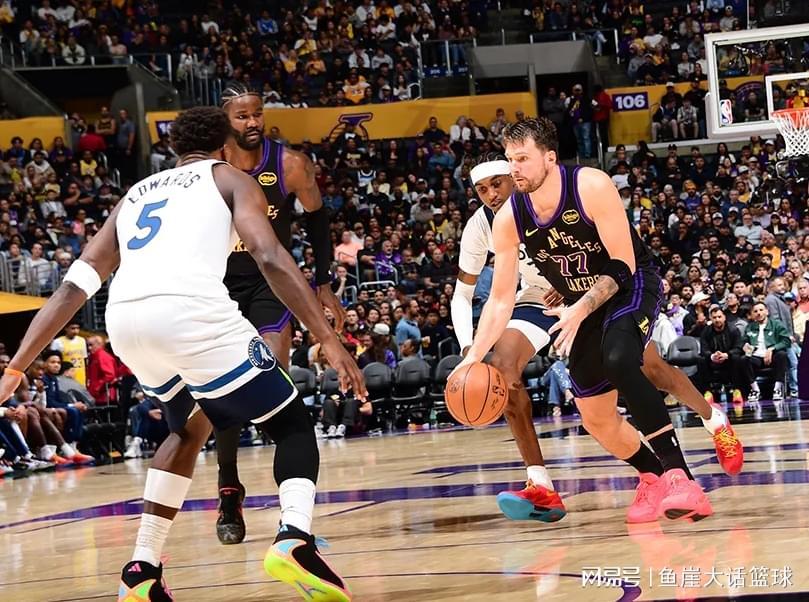开云体育下载-湖人120-106森林狼！东契奇看清现实，老詹被贬低，小里直言不讳